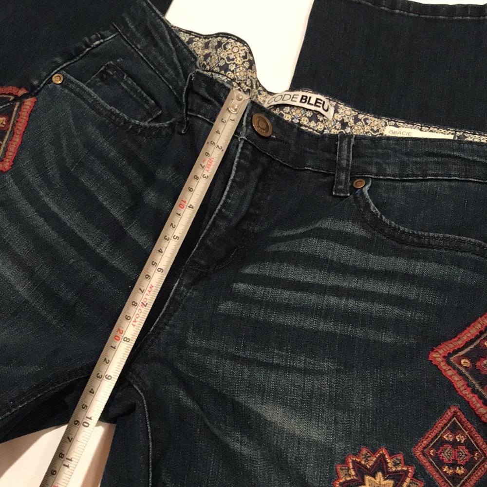 NWOT CODE BLEU BESTIE GRACIE Embroidered jeans 8P petite - Picture 9 of 11